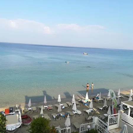 Christina Apartament *